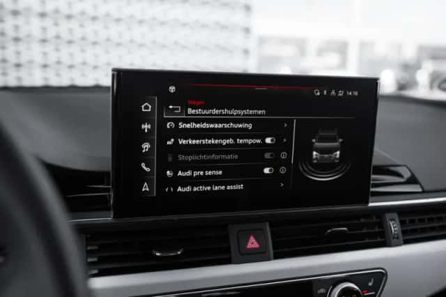 Audi A4 (2024) thumbnail 25