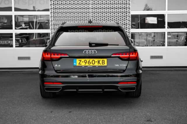 Audi A4 (2024) thumbnail 4