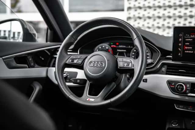 Audi A4 (2024) thumbnail 11