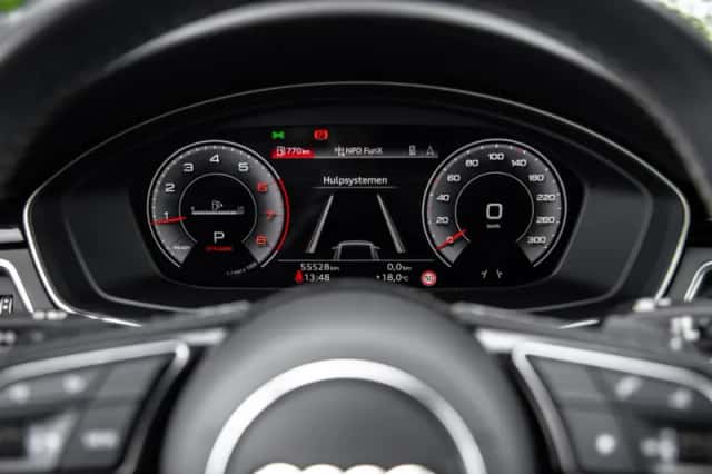 Audi A4 (2024) thumbnail 12