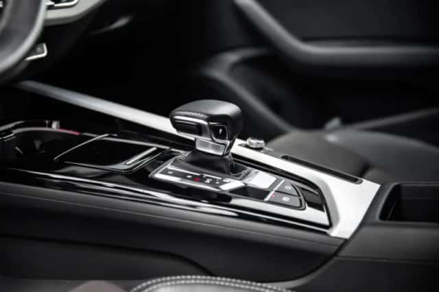 Audi A4 (2024) thumbnail 13
