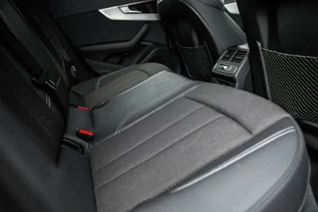 Audi A4 (2024) thumbnail 17