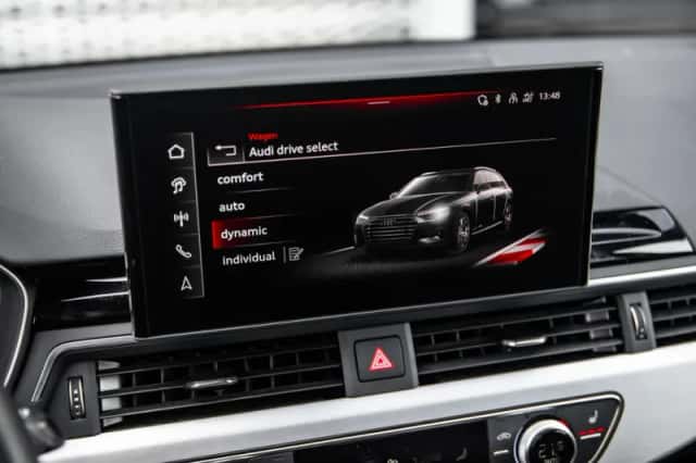 Audi A4 (2024) thumbnail 25