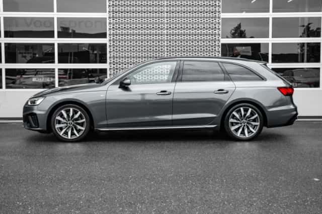 Audi A4 (2024) thumbnail 5