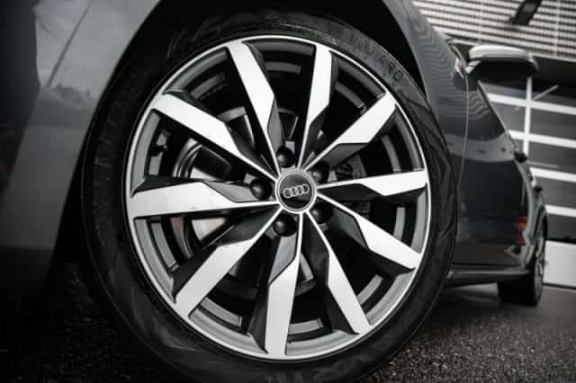 Audi A4 (2024) thumbnail 7