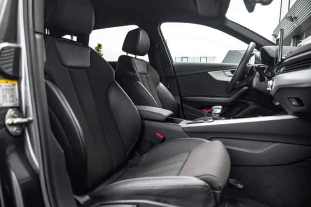 Audi A4 (2024) thumbnail 8