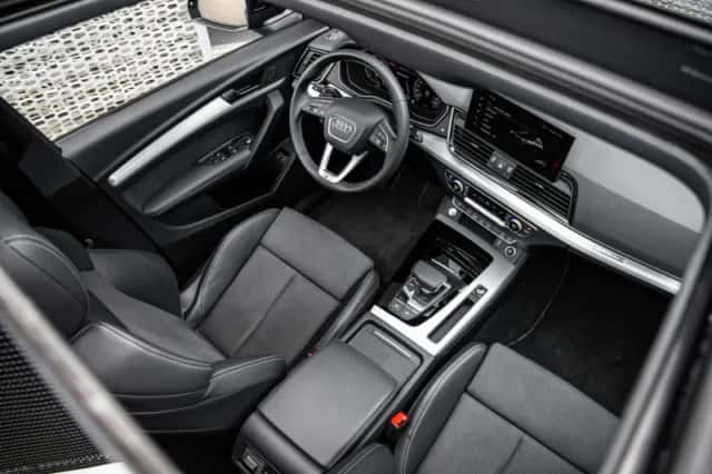 Audi Q5 (2025) thumbnail 8