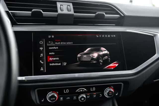 Audi Q3 (2022) thumbnail 28