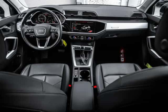 Audi Q3 (2022) thumbnail 9