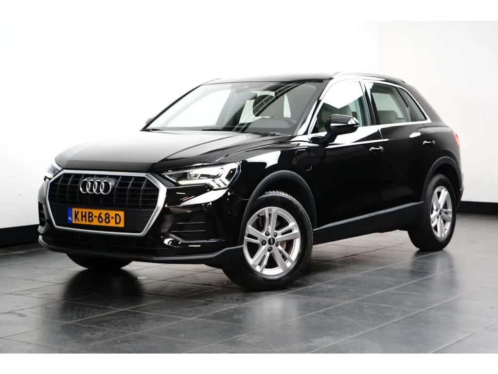Audi Q3 (2021) — foto 1