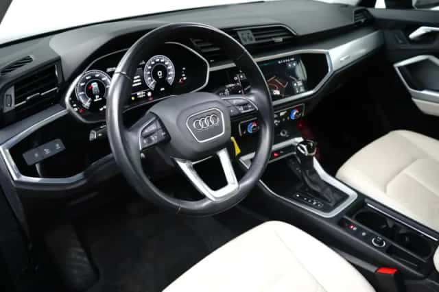 Audi Q3 (2021) thumbnail 20