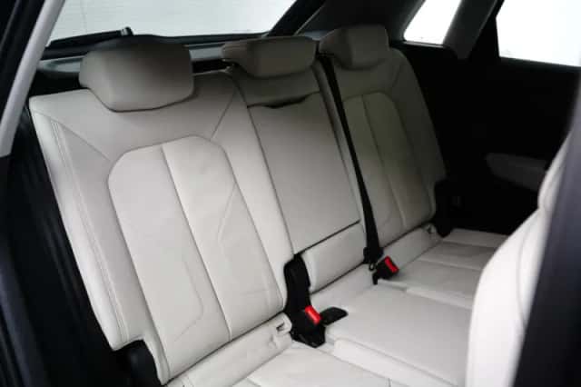 Audi Q3 (2021) thumbnail 8