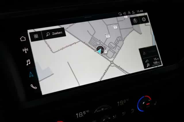 Audi Q3 (2023) thumbnail 24