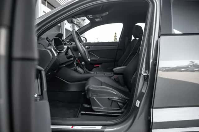 Audi Q3 (2022) thumbnail 22