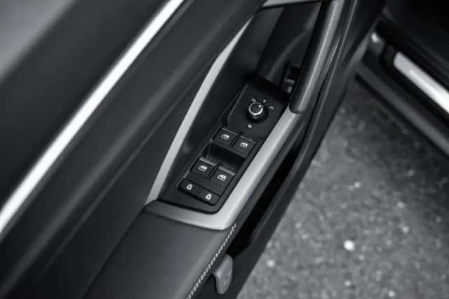 Audi Q3 (2022) thumbnail 23