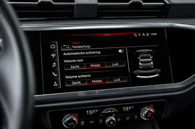 Audi Q3 (2022) thumbnail 29