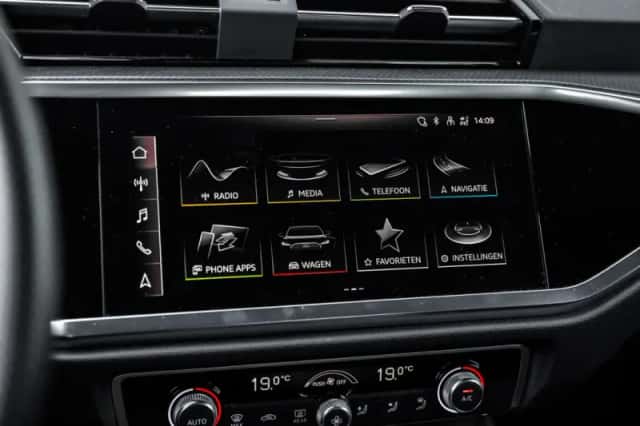 Audi Q3 (2022) thumbnail 31
