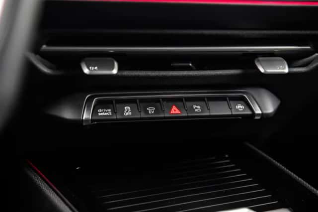 Audi Q3 (2025) thumbnail 23
