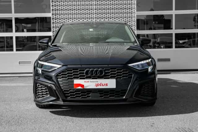 Audi A3 (2022) thumbnail 3