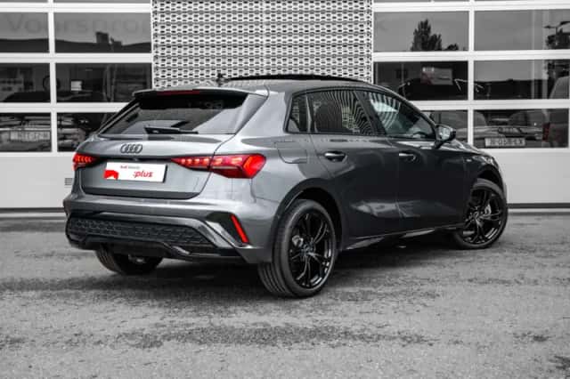 Audi A3 (2025) thumbnail 2