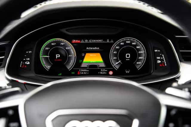 Audi A6 (2025) thumbnail 12