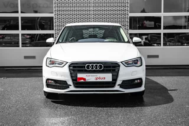 Audi A3 (2016) thumbnail 3