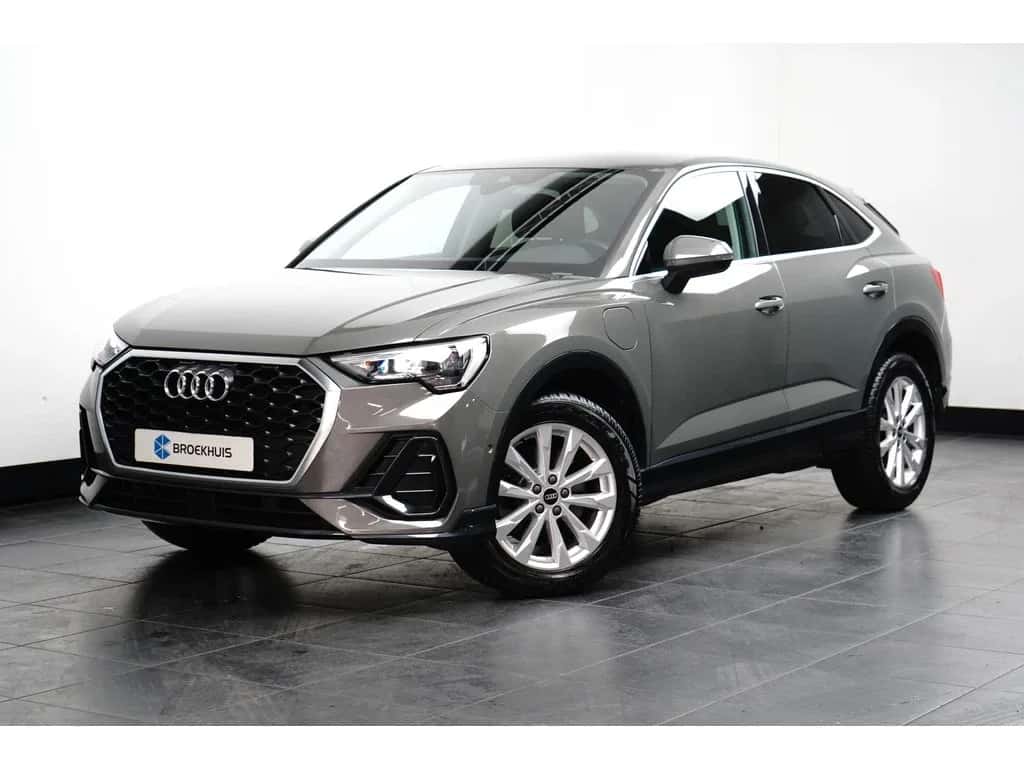 Audi Q3 (2022) — foto 1