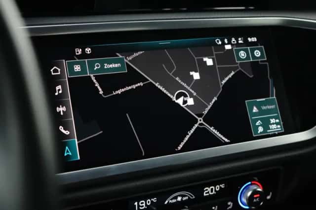Audi Q3 (2022) thumbnail 22