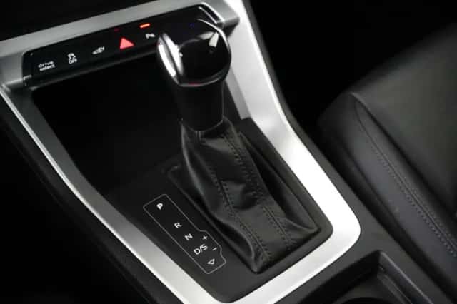 Audi Q3 (2022) thumbnail 27