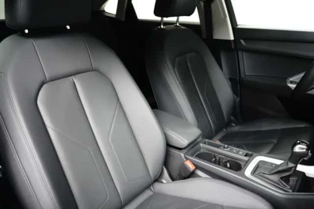 Audi Q3 (2022) thumbnail 6