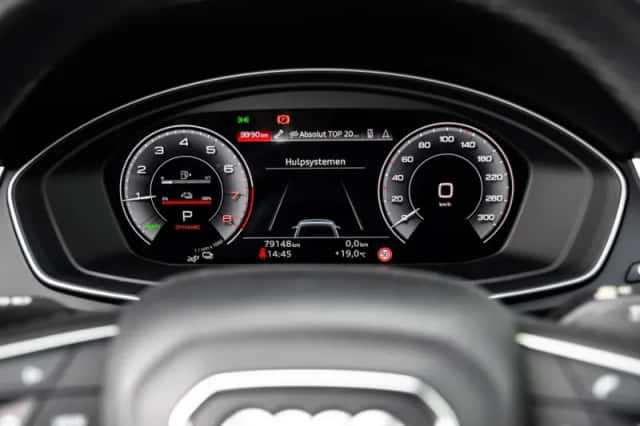 Audi Q5 (2022) thumbnail 12