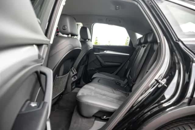 Audi Q5 (2022) thumbnail 26