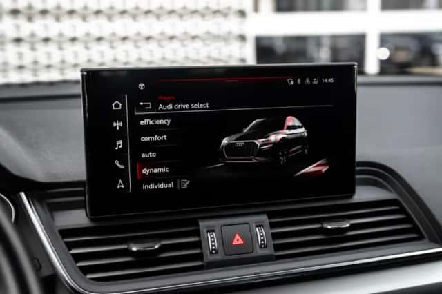 Audi Q5 (2022) thumbnail 30