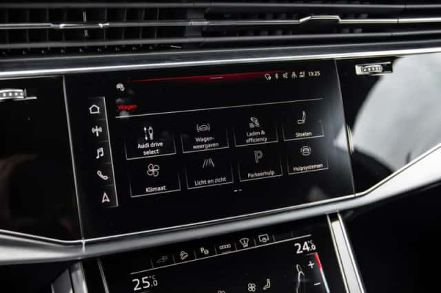 Audi Q8 (2021) thumbnail 29