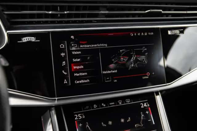 Audi Q8 (2021) thumbnail 30