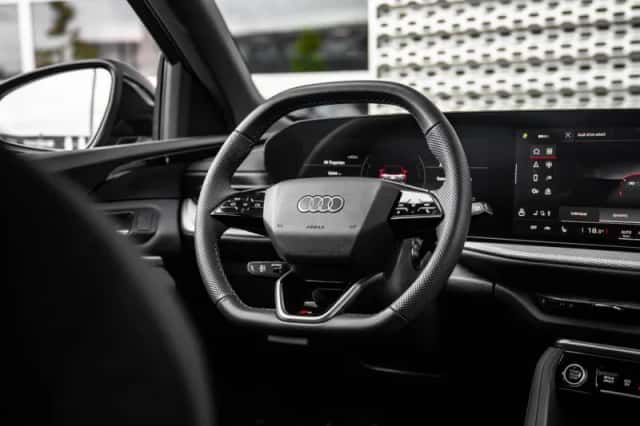 Audi Q5 (2025) thumbnail 11