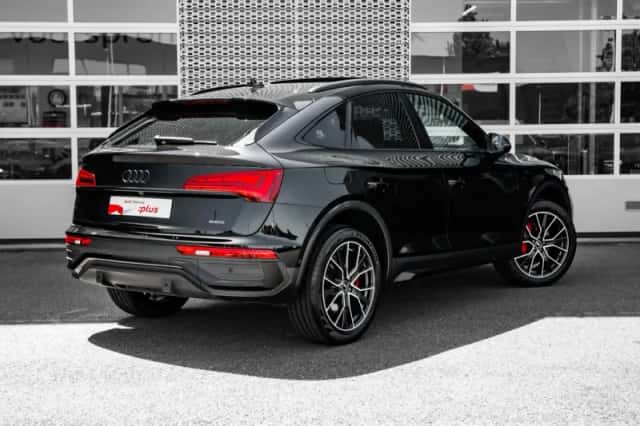 Audi Q5 (2025) thumbnail 2