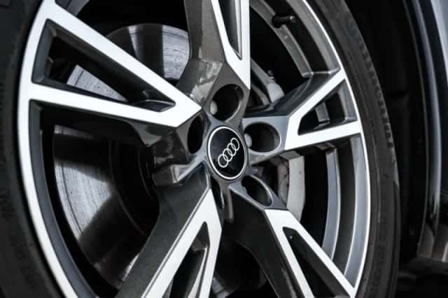 Audi Q5 (2024) thumbnail 6