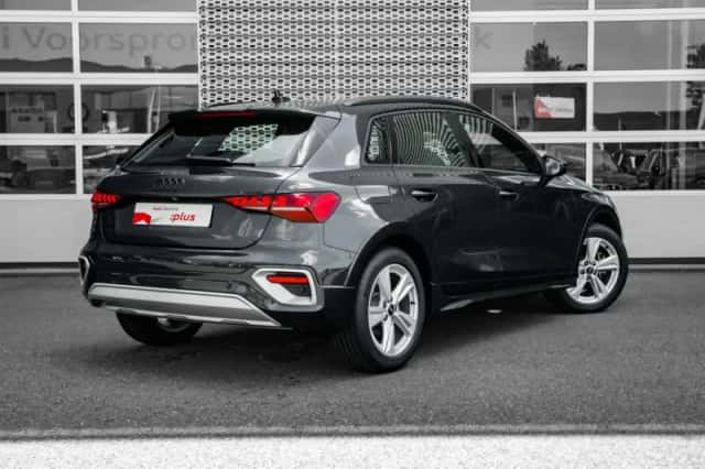 Audi A3 (2025) thumbnail 2