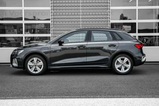 Audi A3 (2025) thumbnail 5