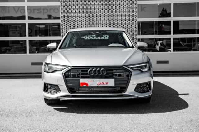 Audi A6 (2023) thumbnail 3