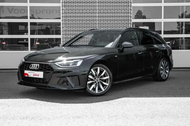 Audi A4 (2024) thumbnail 1