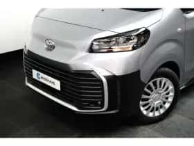 Toyota Proace (2024) thumbnail 3