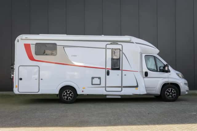 Bürstner Lyseo Privilege BT7344 (2020) thumbnail 3
