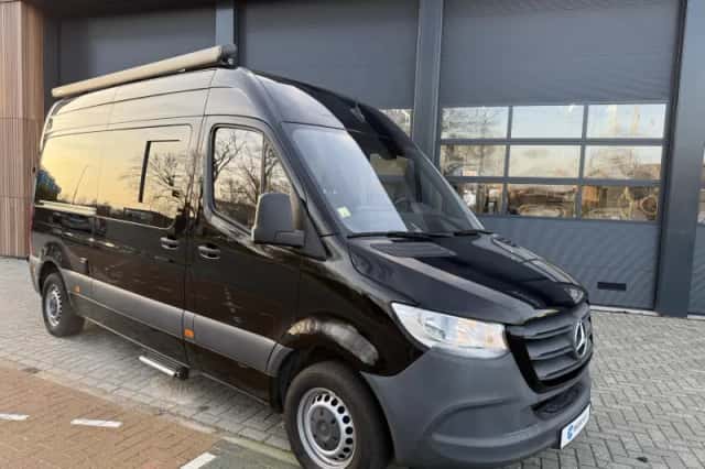 Mercedes-Benz Sprinter (2021) thumbnail 3