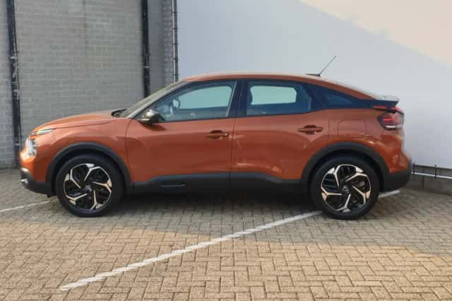 Citroën C4 (2021) thumbnail 2