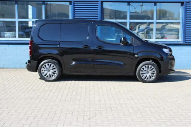 Citroën Berlingo (2024) thumbnail 11