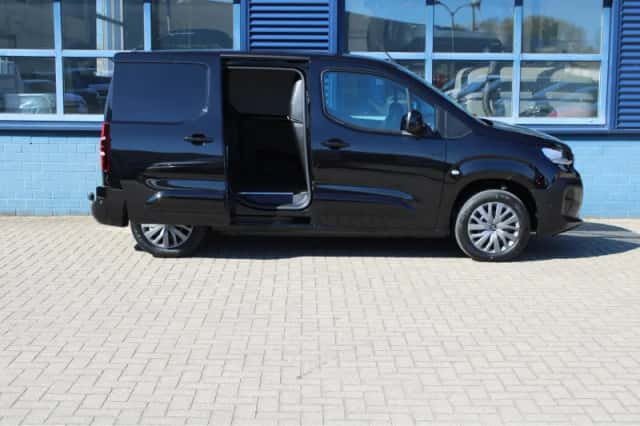 Citroën Berlingo (2024) thumbnail 12