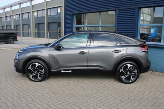 Citroën C4 (2023) thumbnail 2