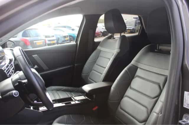 Citroën C4 (2023) thumbnail 5